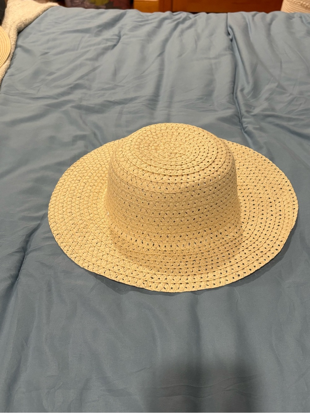 Women's Cream Woven Sun Hat - Lightweight Summer Style